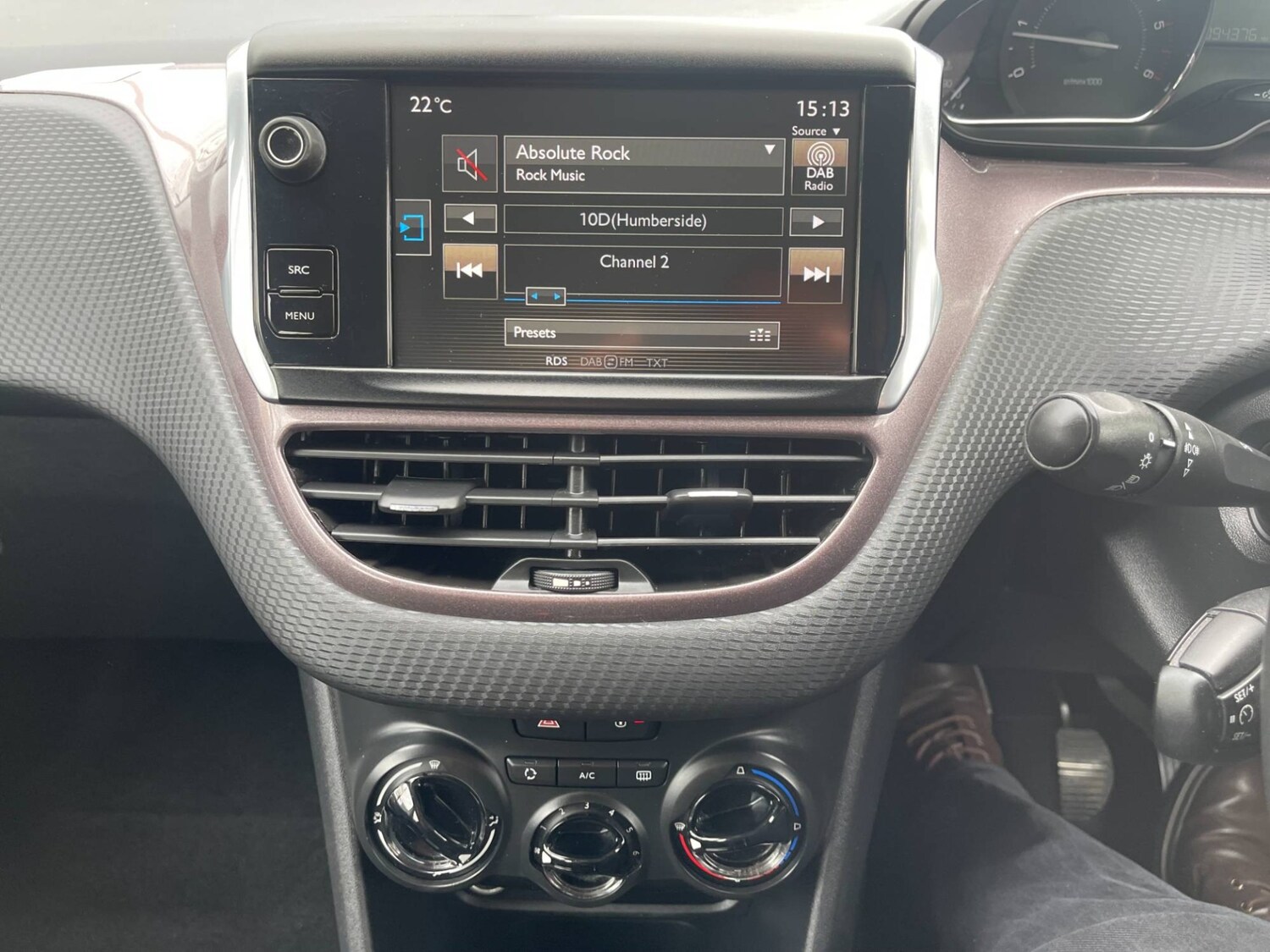 Used Peugeot 2008 2015 for sale - 76035623: Photo 17