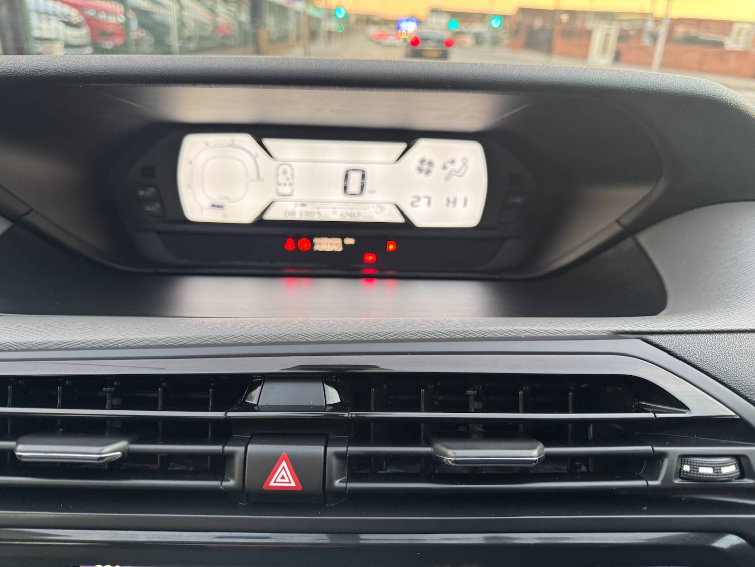 Used Citroen C4 Picasso 2016 for sale - 76436351: Photo 21