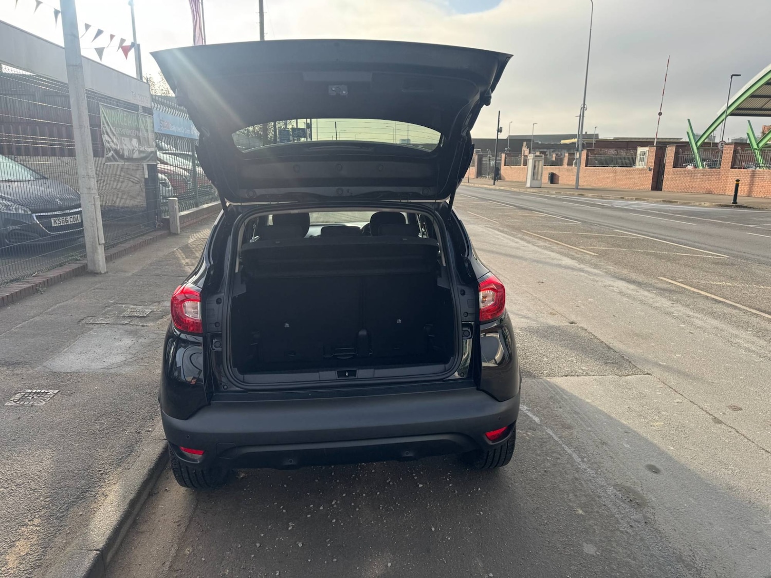 Used Renault Captur 2017 for sale - 76450487: Photo 12