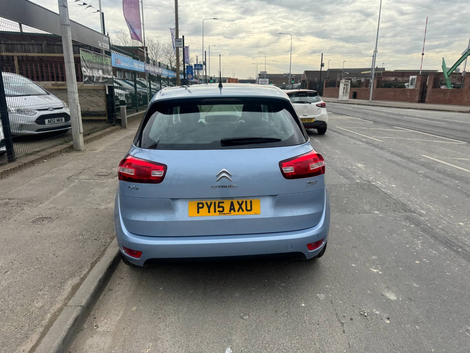 Used Citroen C4 Picasso 2015 for sale - 77931736: Photo 11