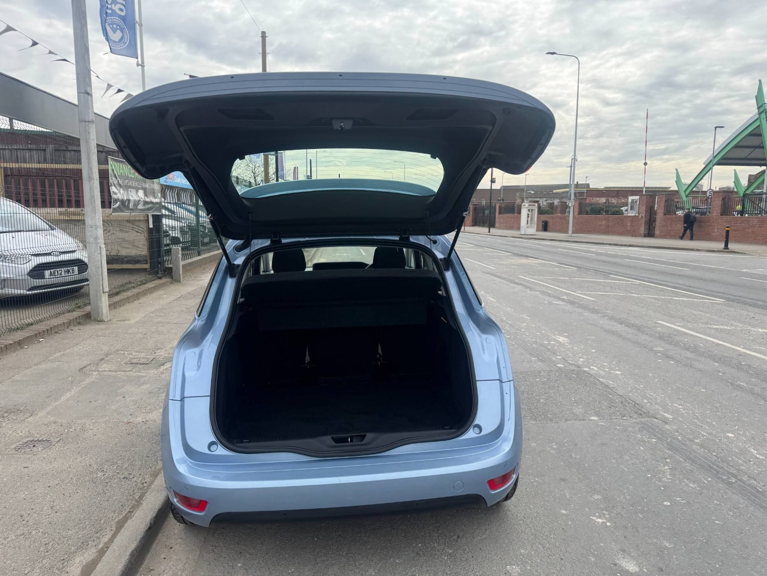 Used Citroen C4 Picasso 2015 for sale - 77931736: Photo 12