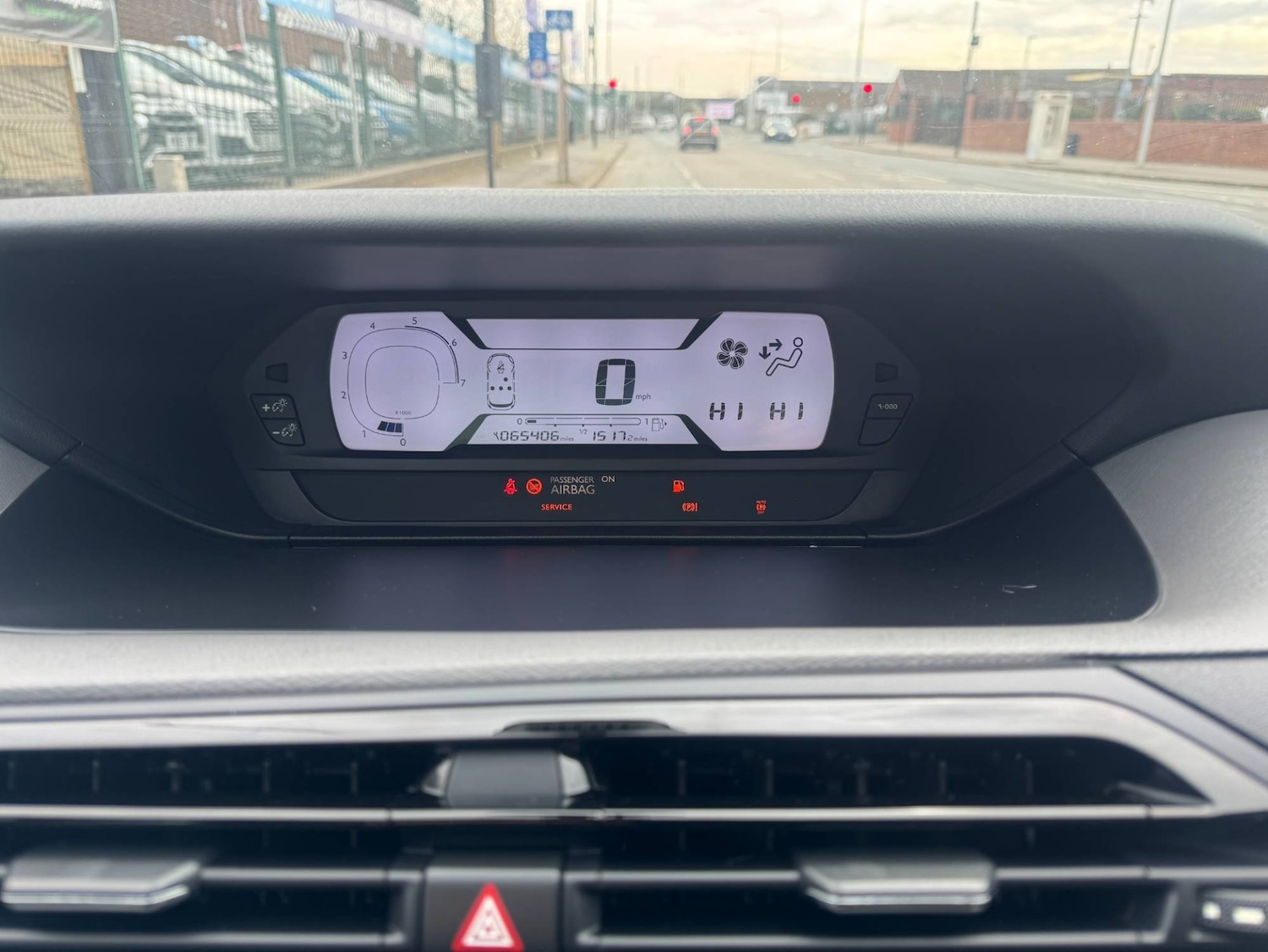 Used Citroen C4 Picasso 2015 for sale - 77931736: Photo 20