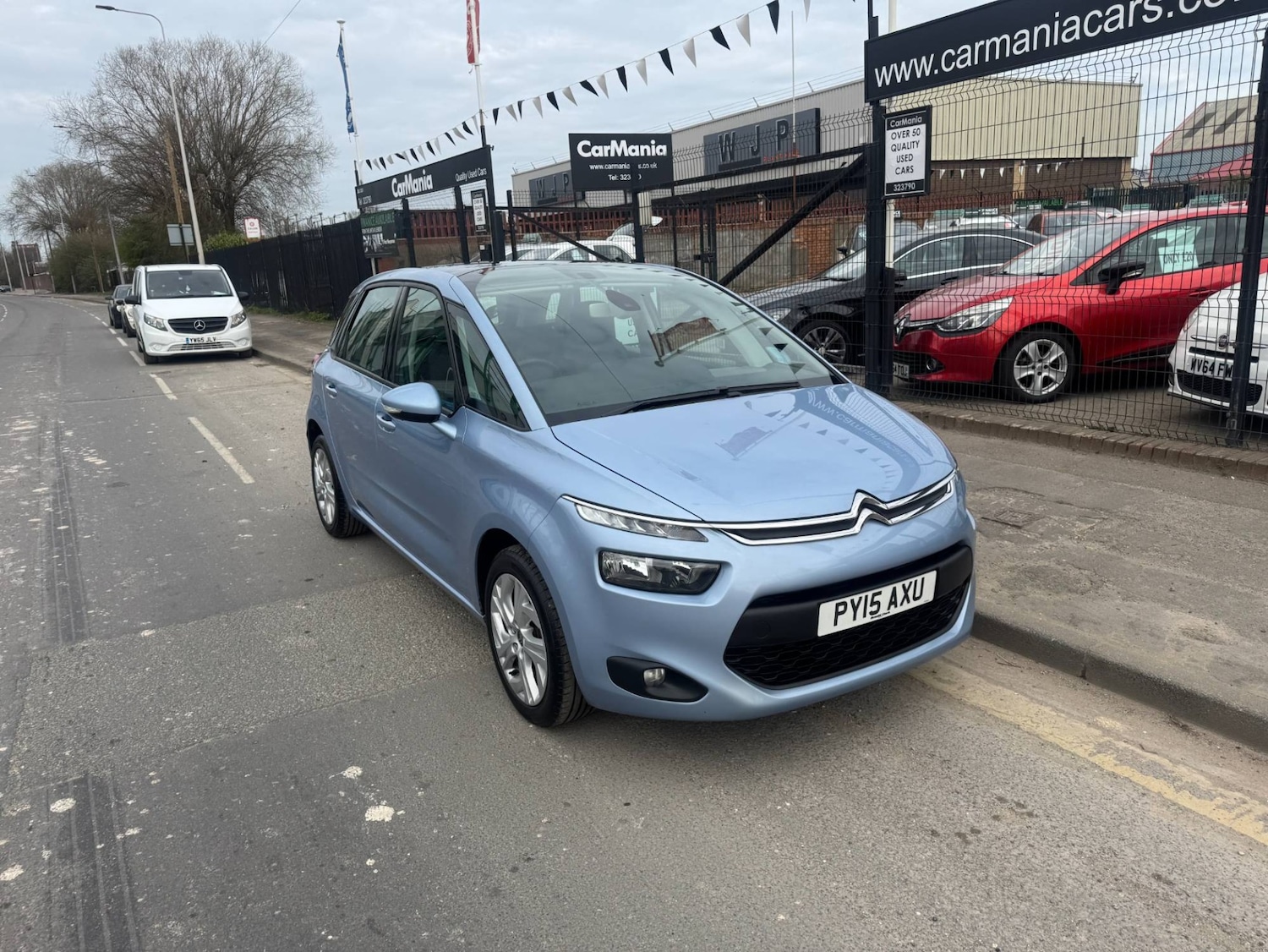 Used Citroen C4 Picasso 2015 for sale - 77931736: Photo 4