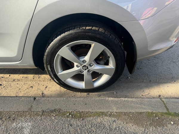 Used Skoda Rapid Spaceback 2014 for sale - 76037543: Photo 14