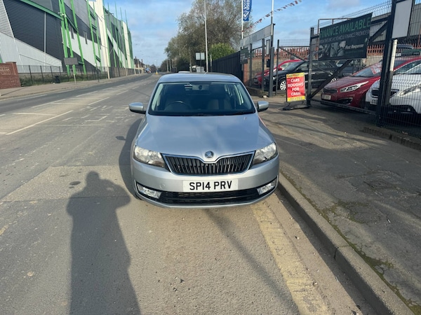 Used Skoda Rapid Spaceback 2014 for sale - 76037543: Photo 2