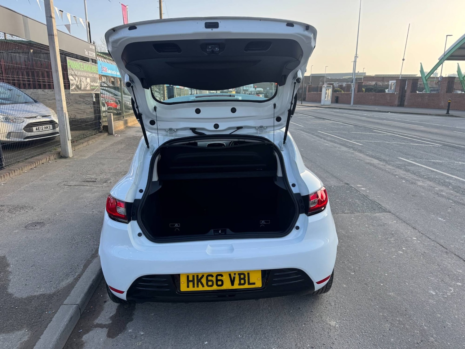 Used Renault Clio 2016 for sale - 77790227: Photo 14