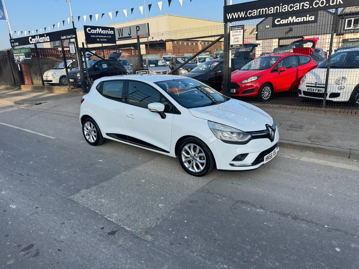 Used Renault Clio 2016 for sale - 77790227: Photo 7