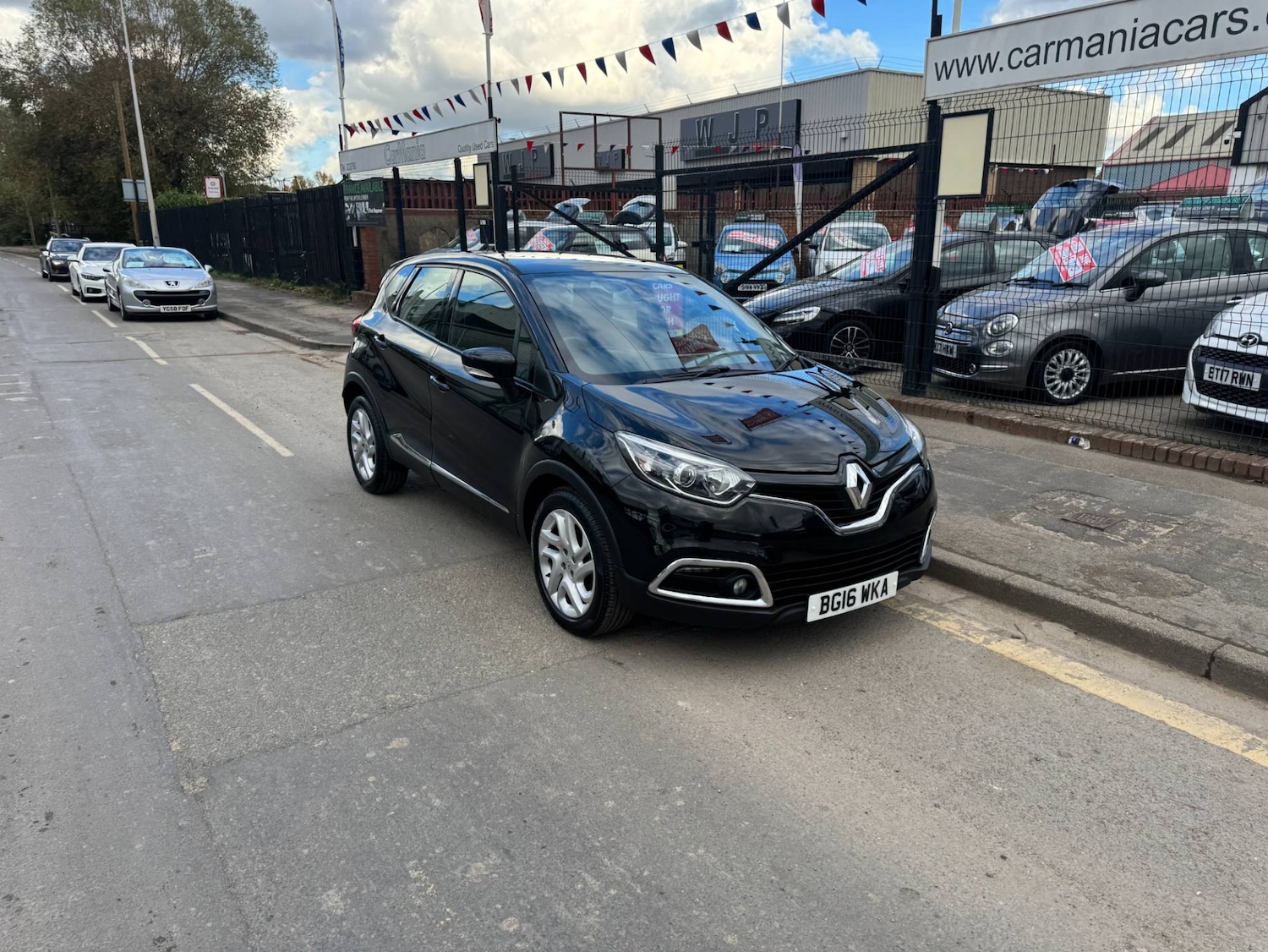 Used Renault Captur 2016 for sale - 76316482: Photo 4