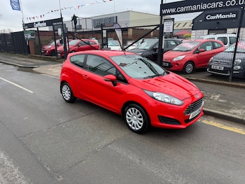 Used Ford Fiesta 2015 for sale - 77310481: Photo