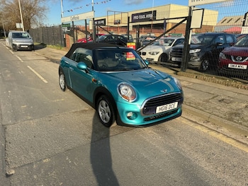 Used MINI Convertible 2016 for sale - 79355663: Photo