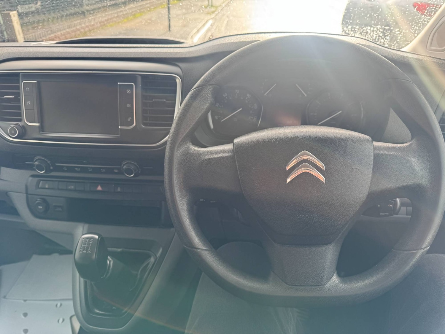 Used Citroen Dispatch 2018 for sale - 76693535: Photo 18