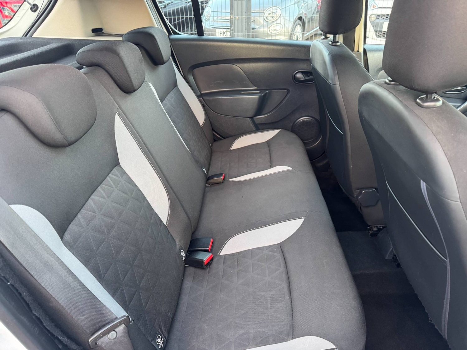 Used Dacia Sandero Stepway 2014 for sale - 76316452: Photo 16