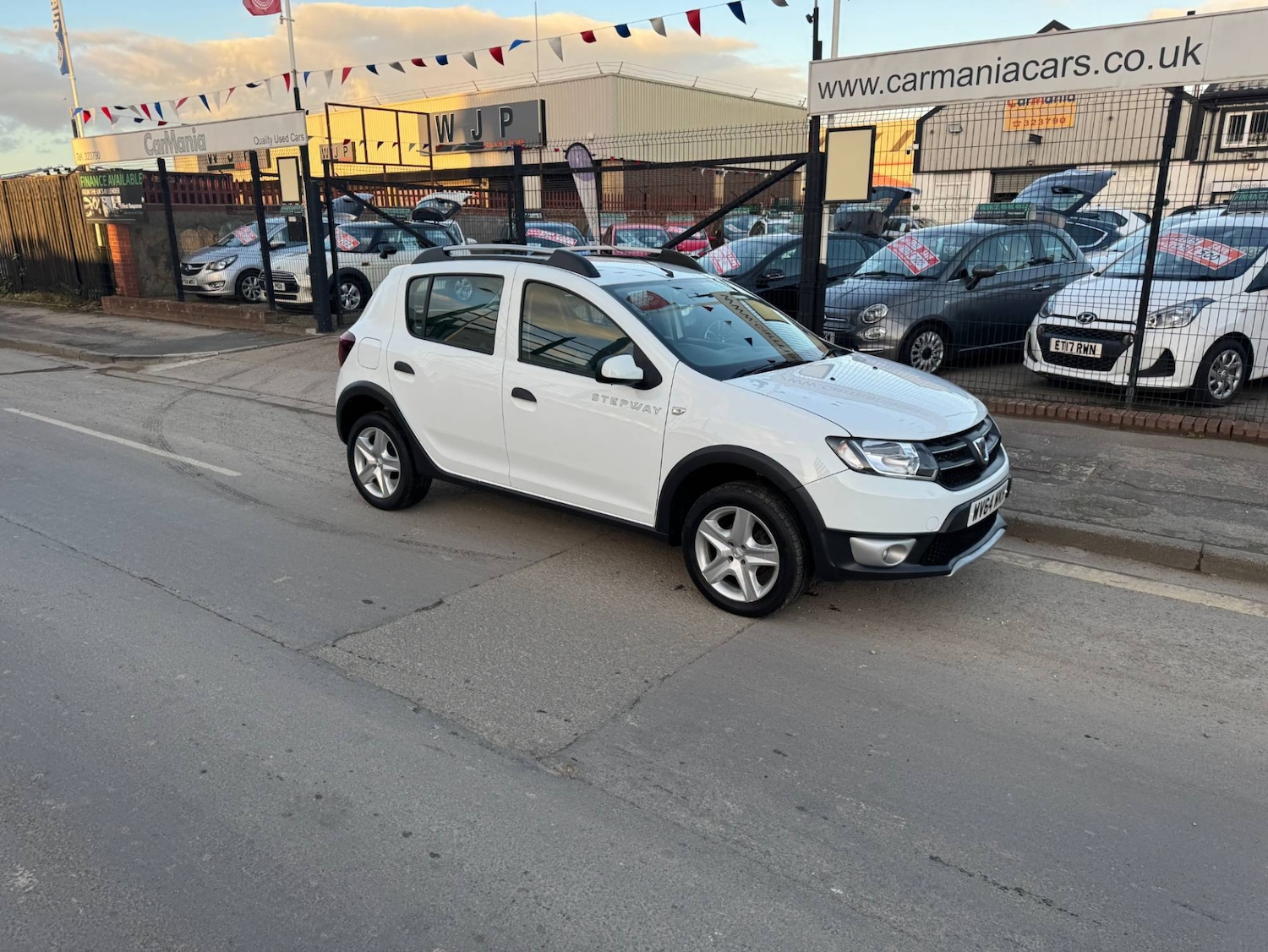 Used Dacia Sandero Stepway 2014 for sale - 76316452: Photo 6