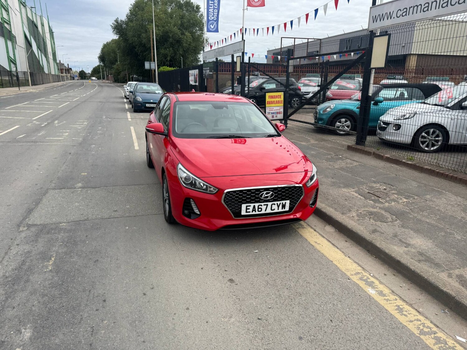 Used Hyundai i30 2017 for sale - 76076549: Photo 3