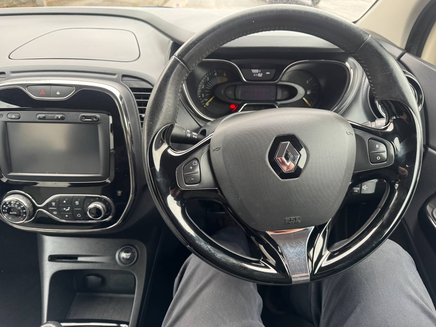 Used Renault Captur 2013 for sale - 77688137: Photo 19