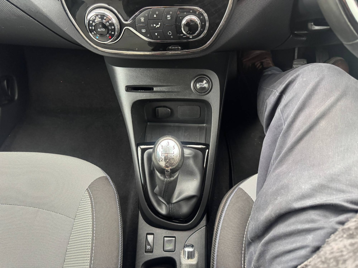 Used Renault Captur 2013 for sale - 77688137: Photo 20