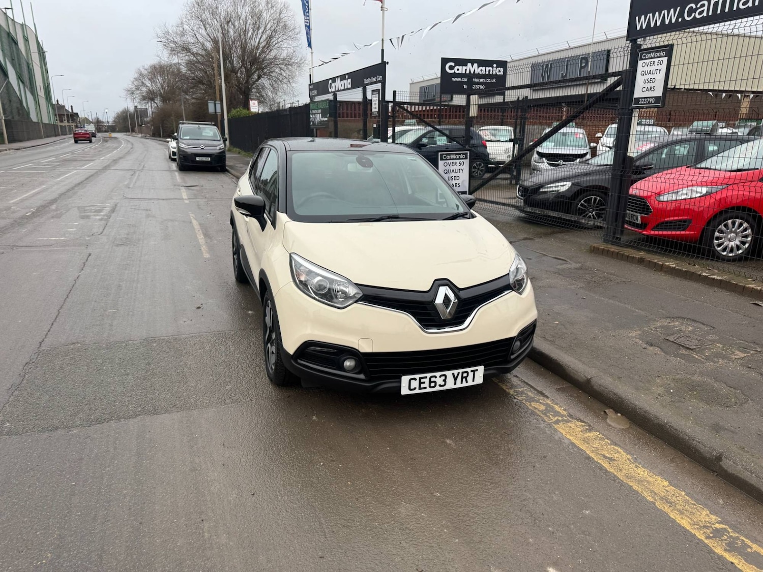 Used Renault Captur 2013 for sale - 77688137: Photo 3