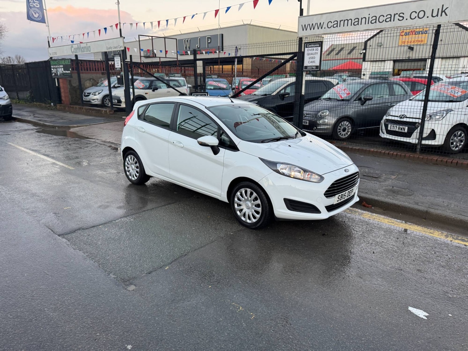 Used Ford Fiesta 2015 for sale - 76682084: Photo 1