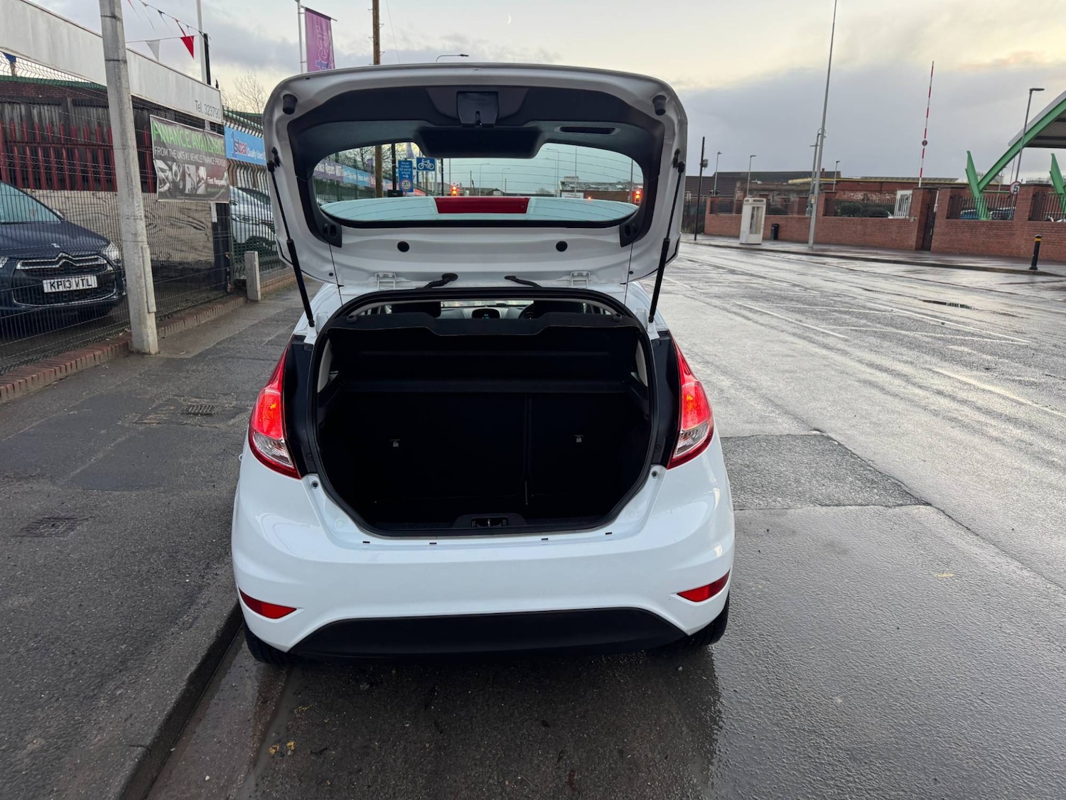 Used Ford Fiesta 2015 for sale - 76682084: Photo 12