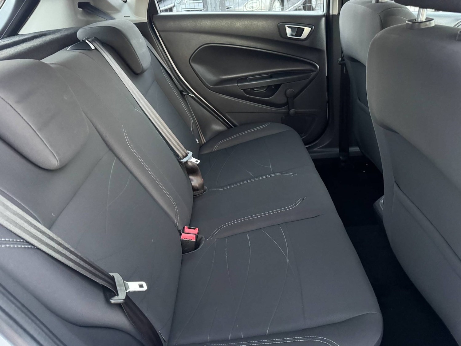 Used Ford Fiesta 2015 for sale - 76682084: Photo 16