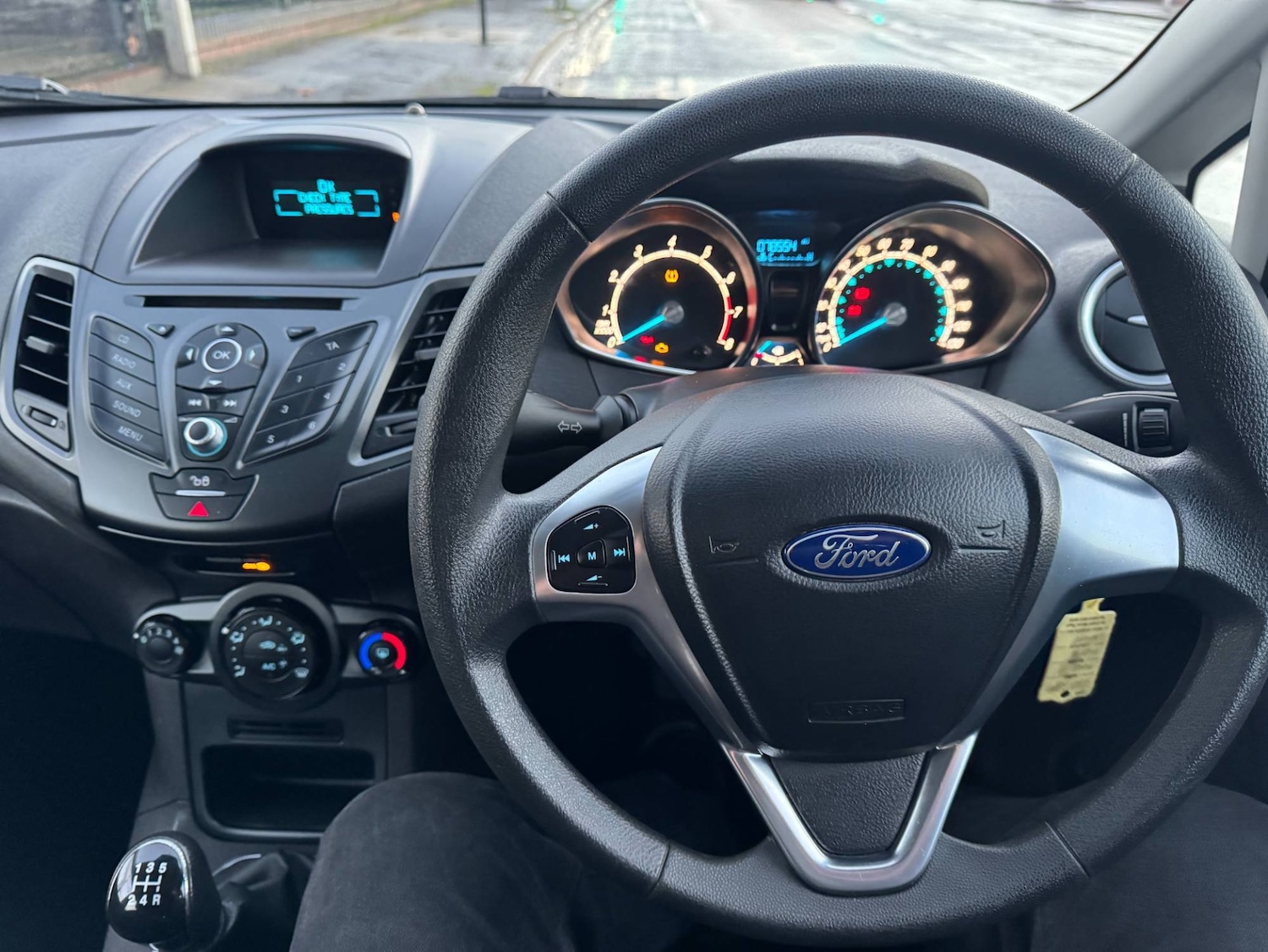 Used Ford Fiesta 2015 for sale - 76682084: Photo 17