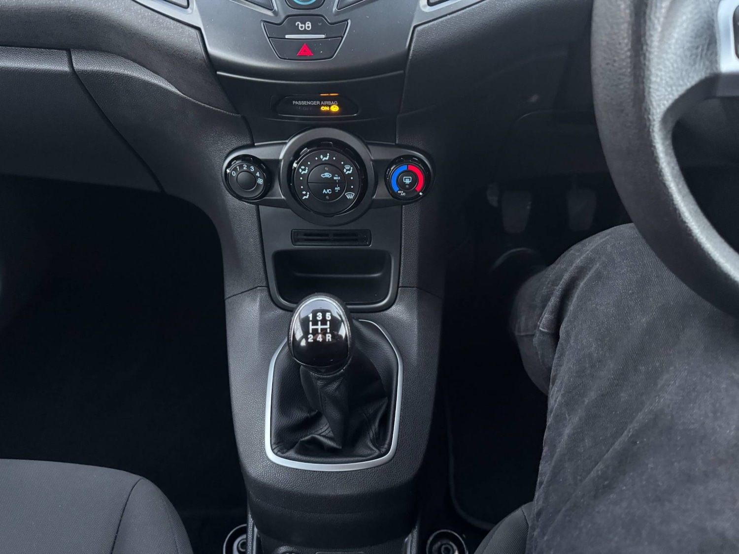 Used Ford Fiesta 2015 for sale - 76682084: Photo 18