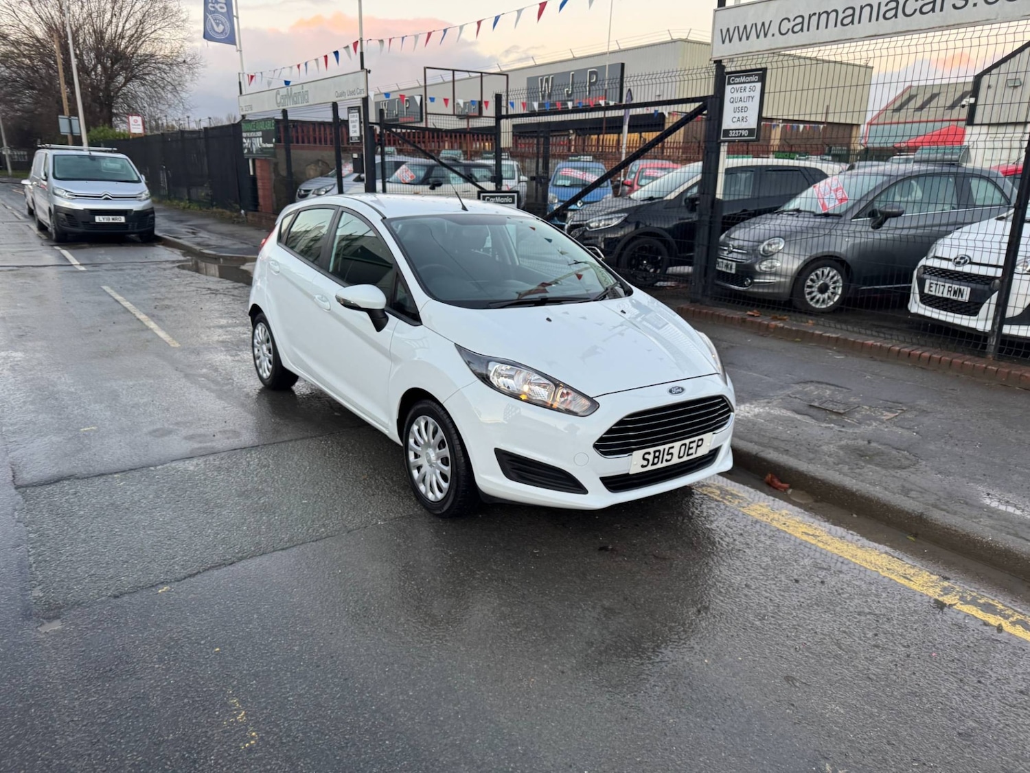 Used Ford Fiesta 2015 for sale - 76682084: Photo 4