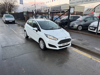 Used Ford Fiesta 2015 for sale - 76682084: Photo