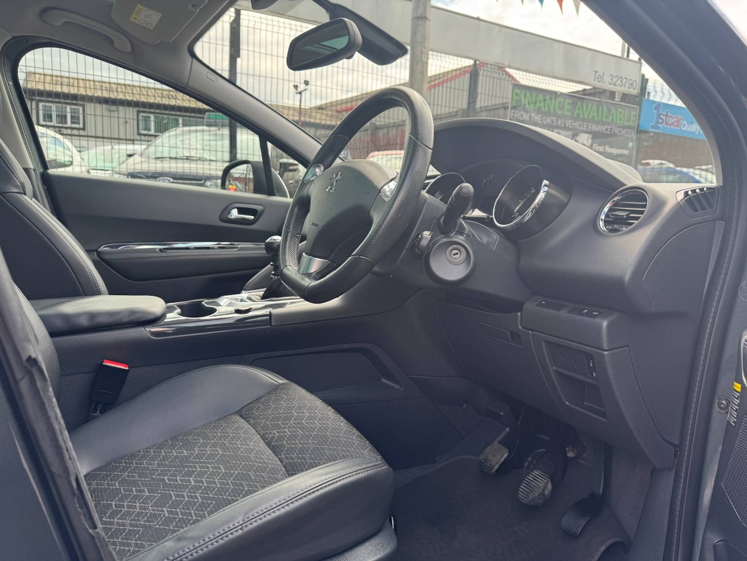 Used Peugeot 3008 2015 for sale - 76055798: Photo 15