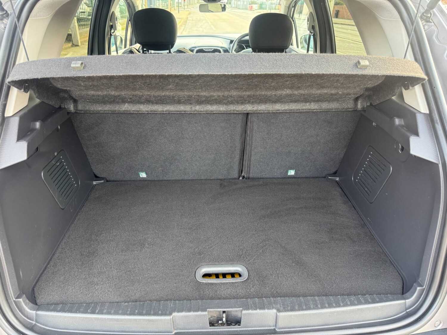 Used Renault Captur 2015 for sale - 77701157: Photo 14