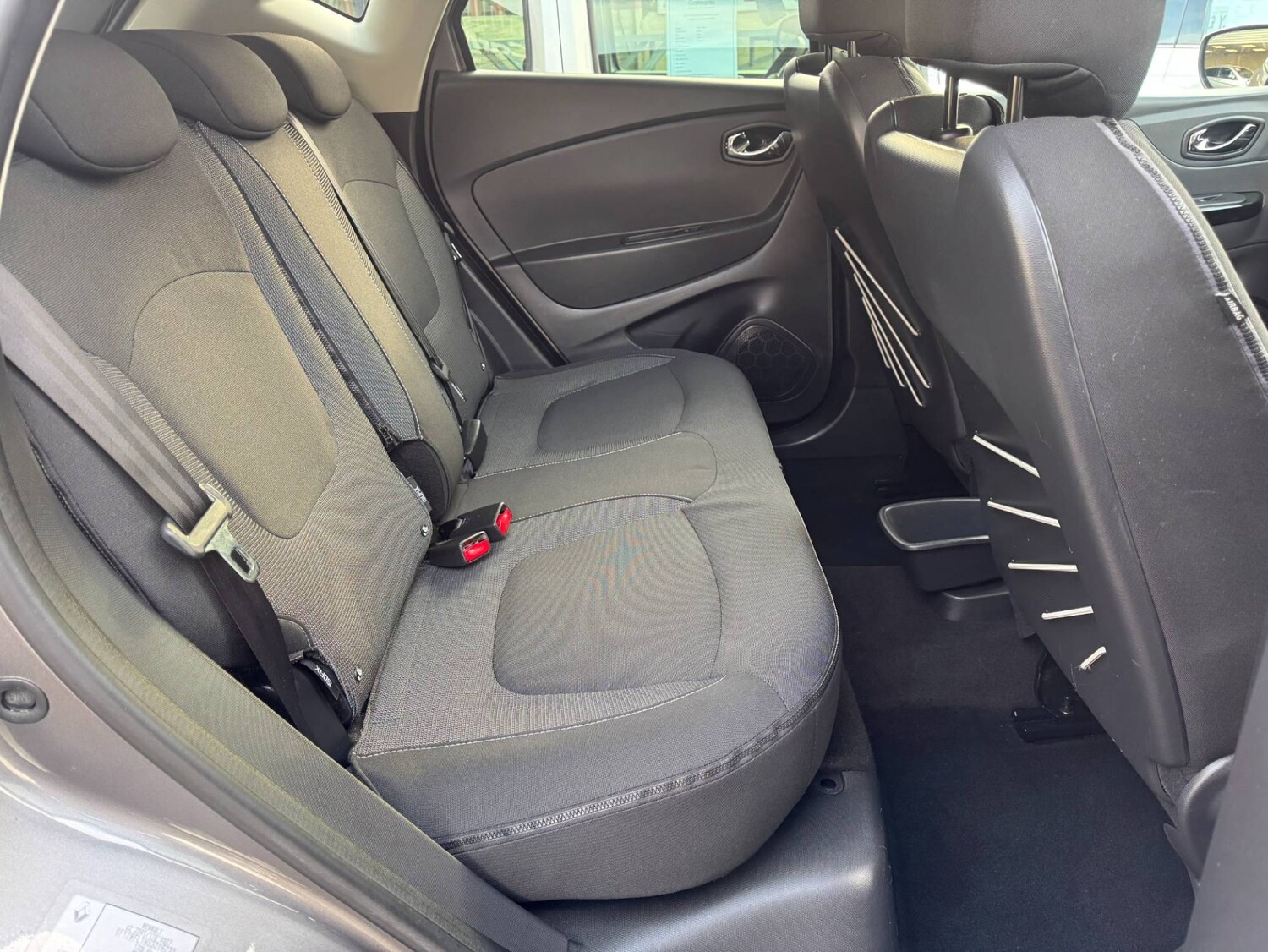 Used Renault Captur 2015 for sale - 77701157: Photo 17