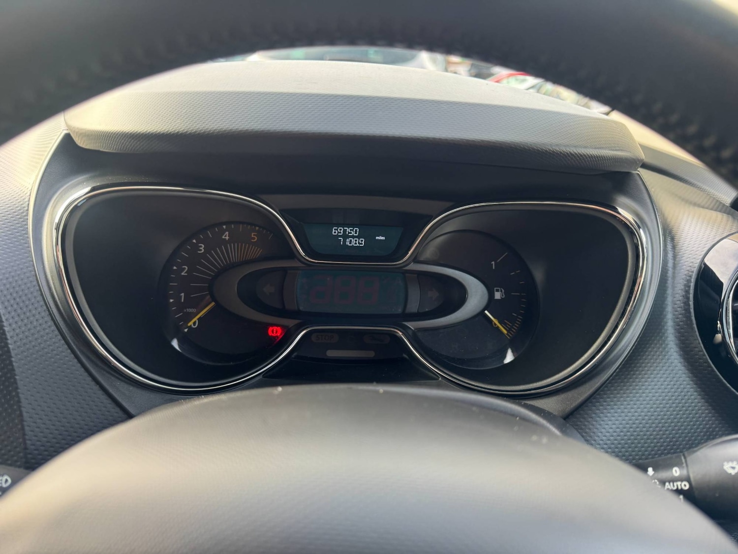 Used Renault Captur 2015 for sale - 77701157: Photo 23