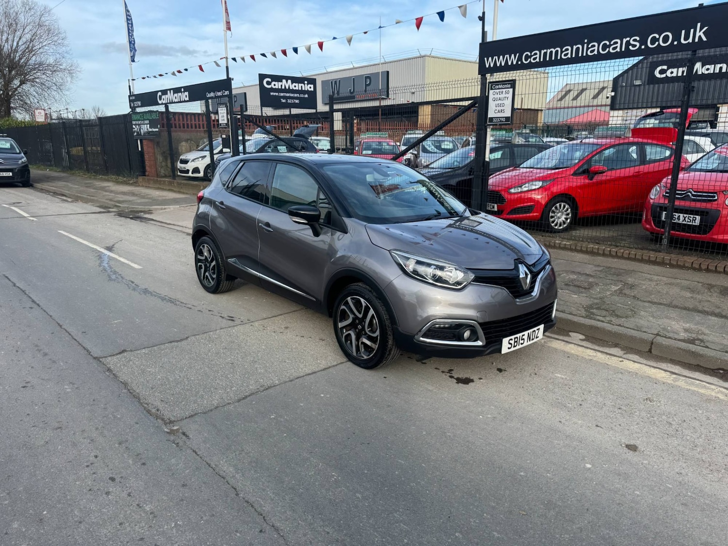 Used Renault Captur 2015 for sale - 77701157: Photo 6
