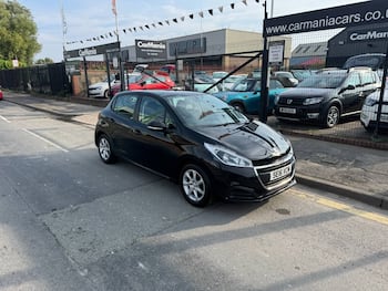 Used Peugeot 208 2016 for sale - 79683499: Photo