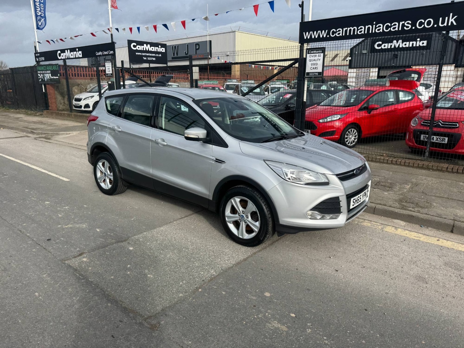 Used Ford Kuga 2015 for sale - 77640299: Photo 1
