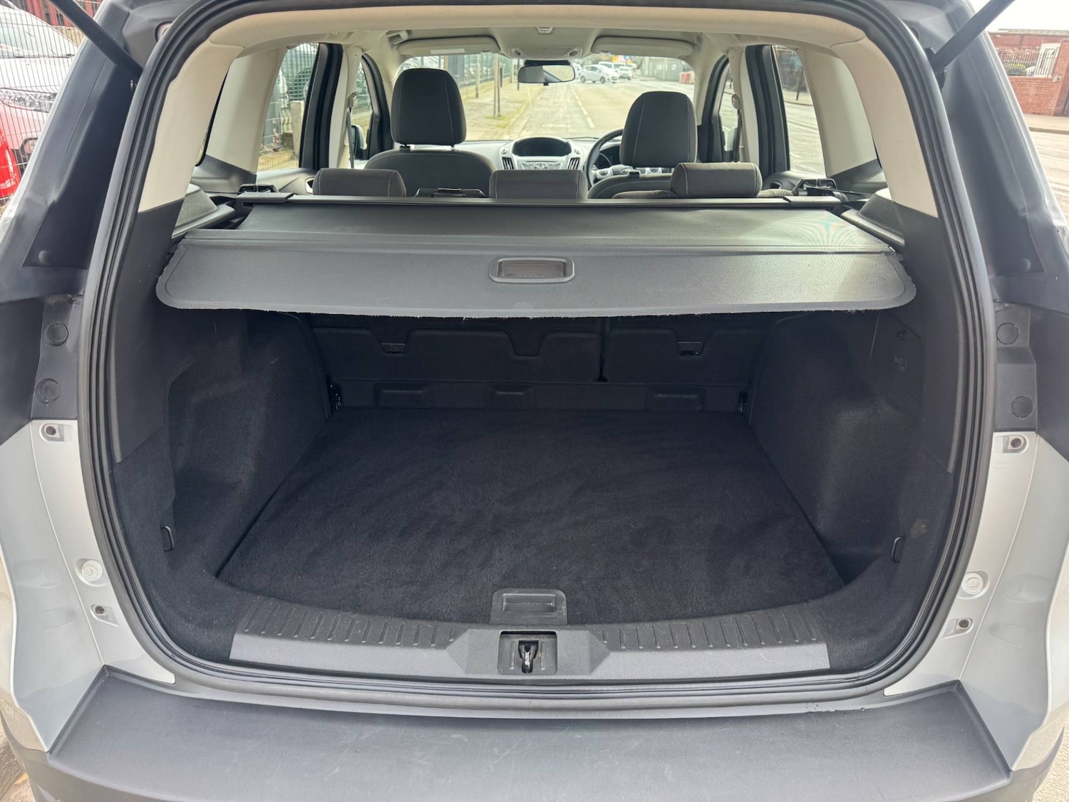 Used Ford Kuga 2015 for sale - 77640299: Photo 14