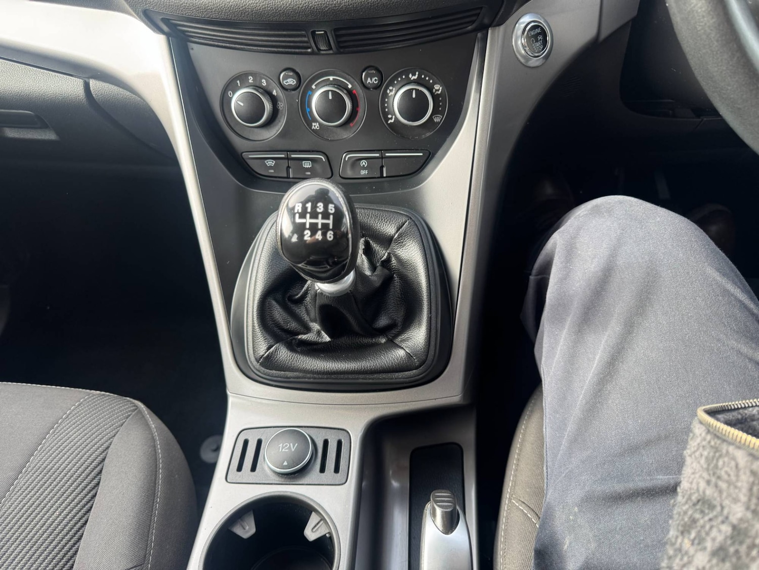 Used Ford Kuga 2015 for sale - 77640299: Photo 18