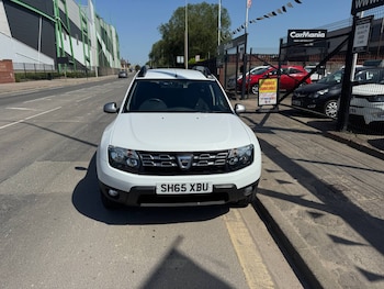 Used Dacia Duster 2015 for sale - 78640179: Photo