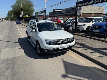 Used Dacia Duster 2015 for sale - 78640179: Photo