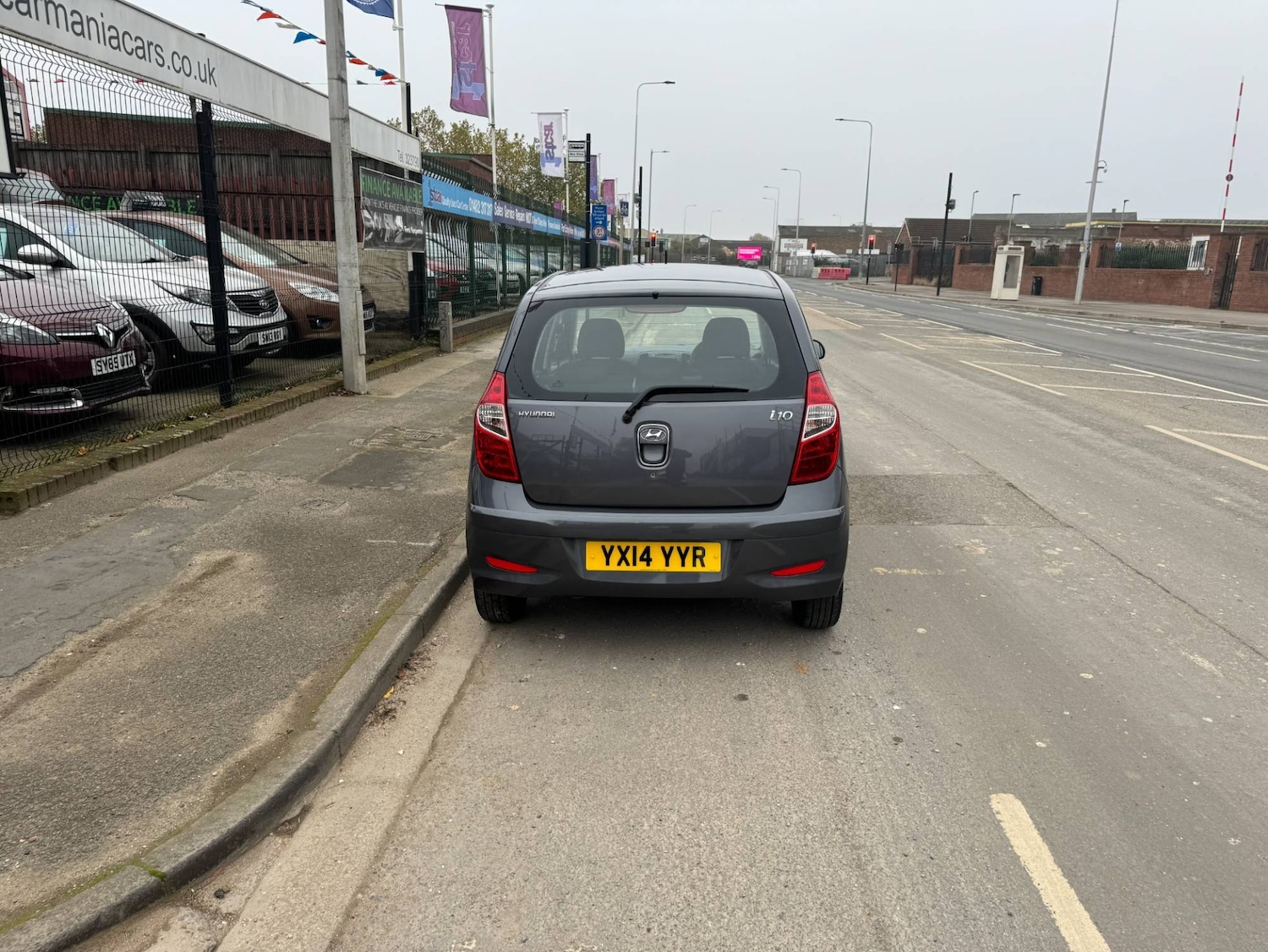 Used Hyundai i10 2014 for sale - 76037290: Photo 10