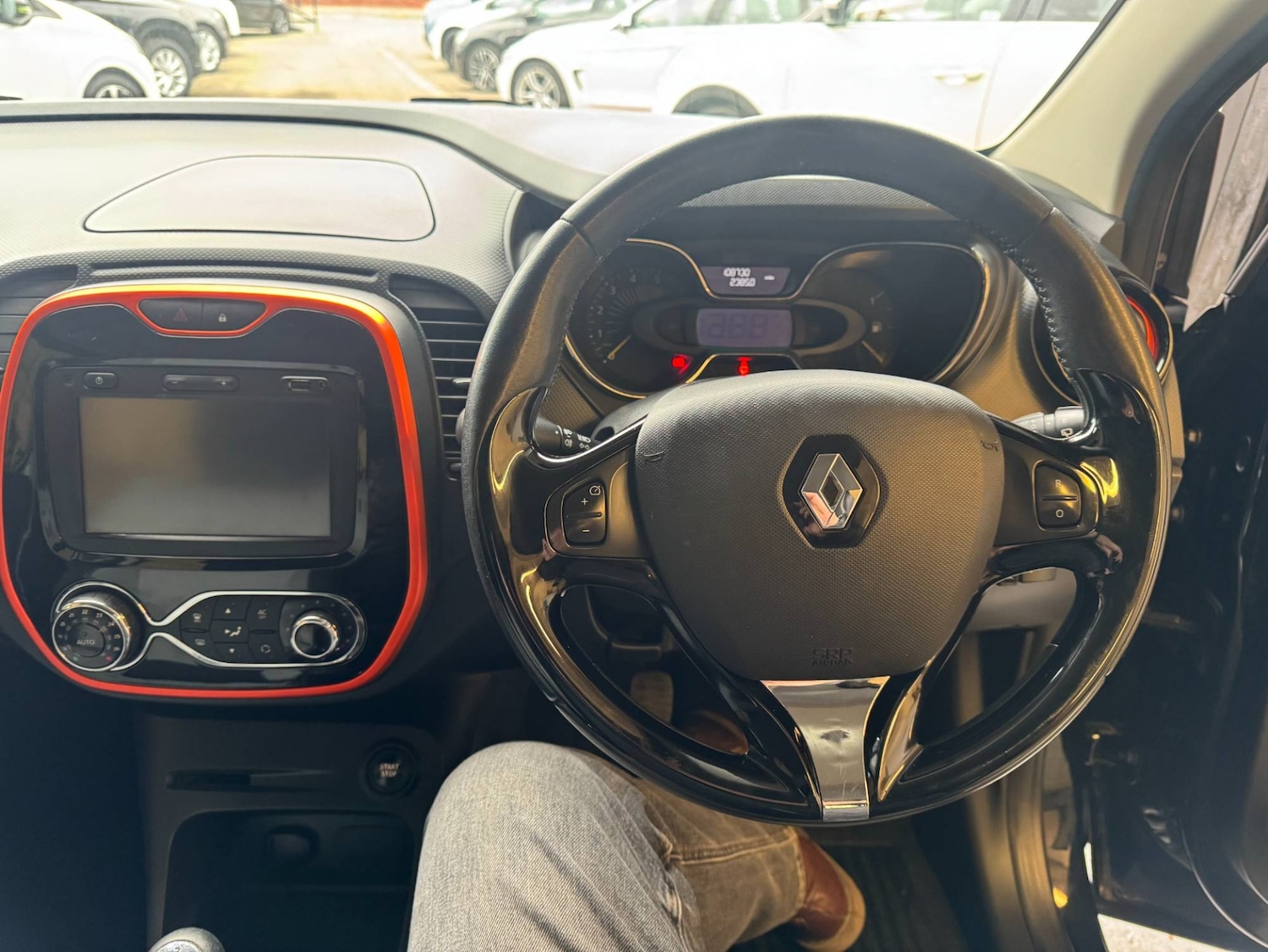 Used Renault Captur 2013 for sale - 78143776: Photo 16