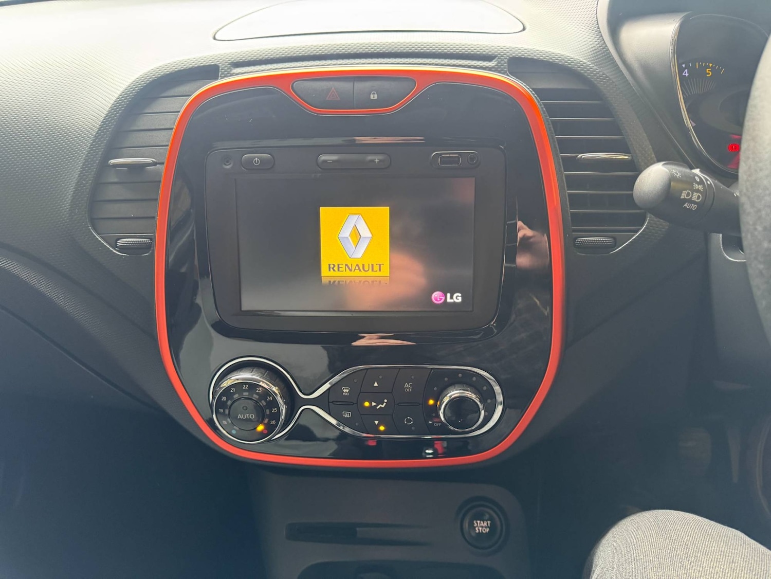 Used Renault Captur 2013 for sale - 78143776: Photo 18