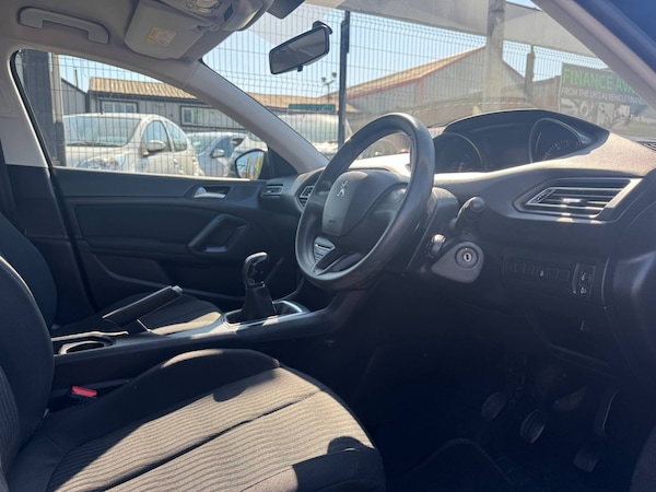 Used Peugeot 308 2016 for sale - 76055839: Photo 14