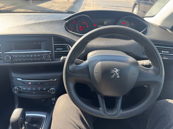 Used Peugeot 308 2016 for sale - 76055839: Photo 16