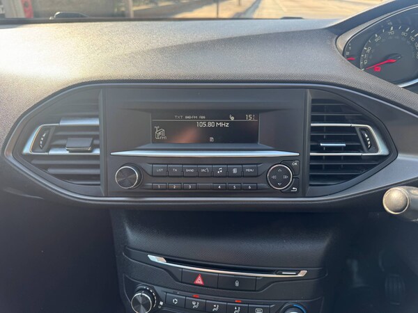 Used Peugeot 308 2016 for sale - 76055839: Photo 18