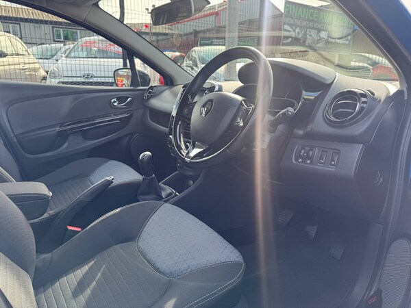 Used Renault Clio 2014 for sale - 75895362: Photo 14