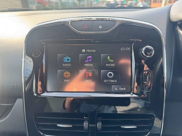 Used Renault Clio 2014 for sale - 75895362: Photo 19