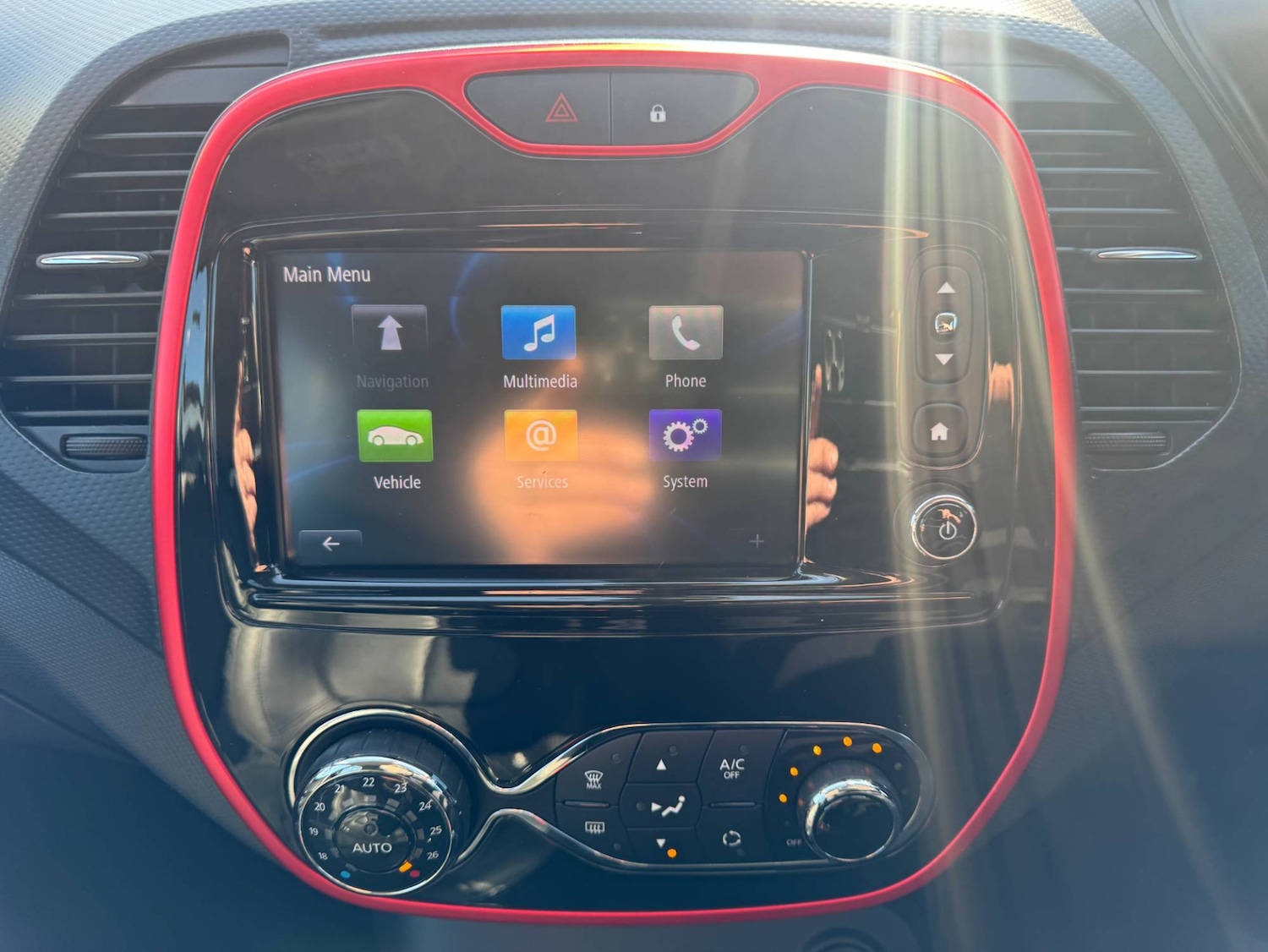 Used Renault Captur 2016 for sale - 77946198: Photo 19