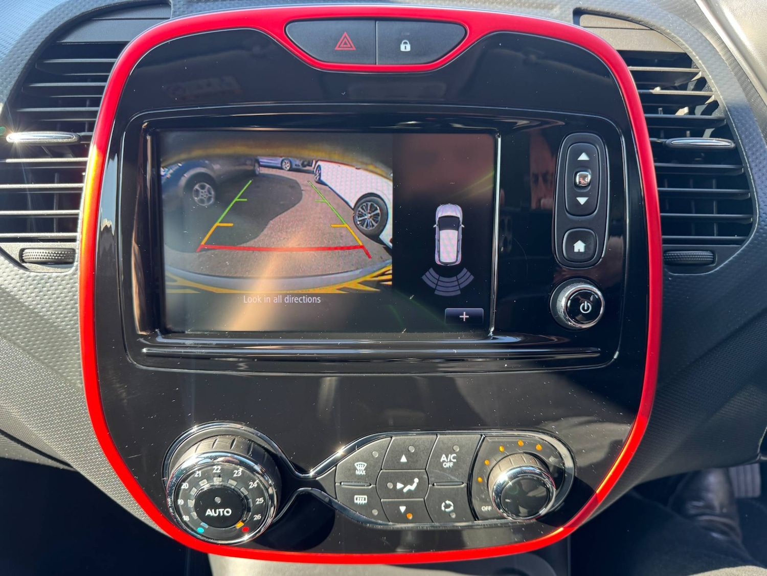 Used Renault Captur 2016 for sale - 77946198: Photo 21