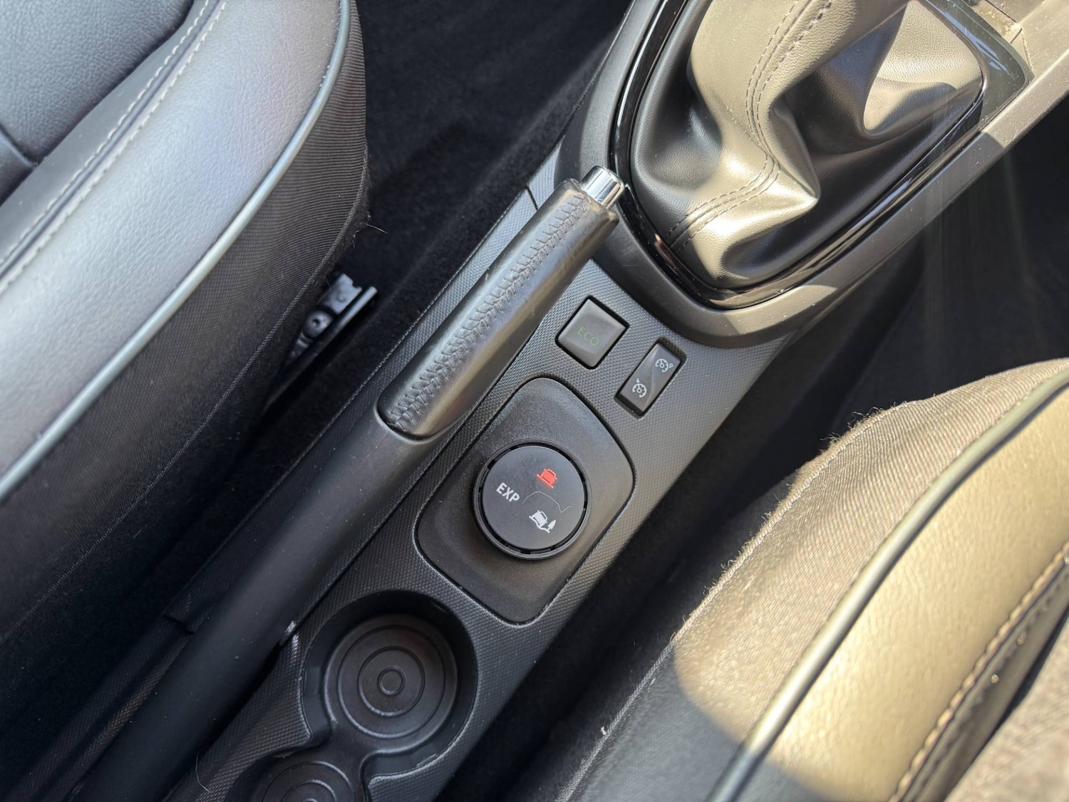 Used Renault Captur 2016 for sale - 77946198: Photo 23